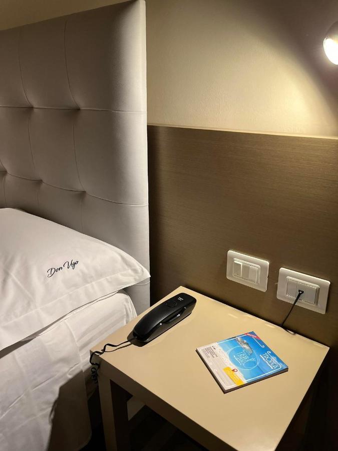 Don Ugo Luxury Rooms Тропея Экстерьер фото