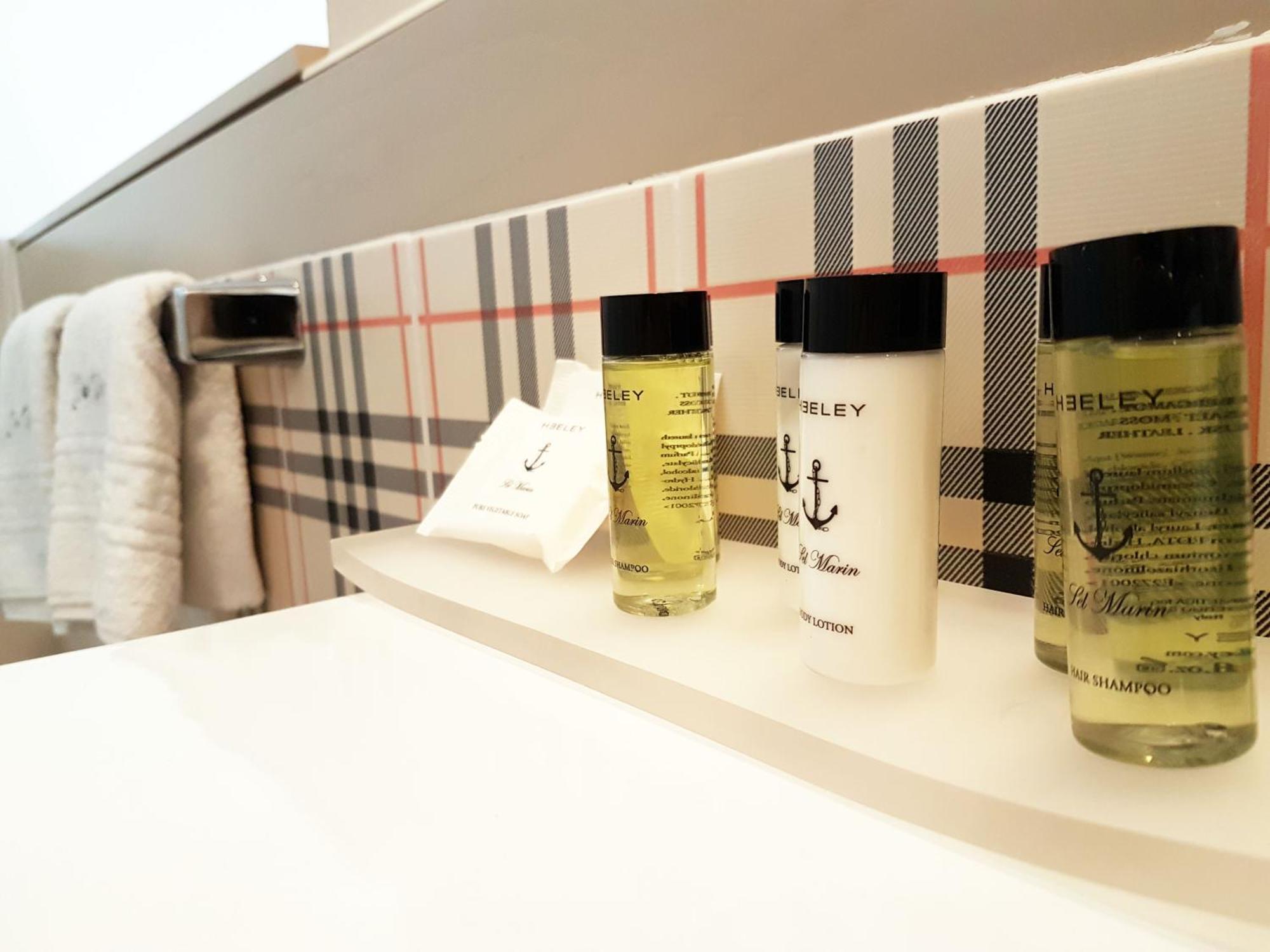 Don Ugo Luxury Rooms Тропея Номер фото